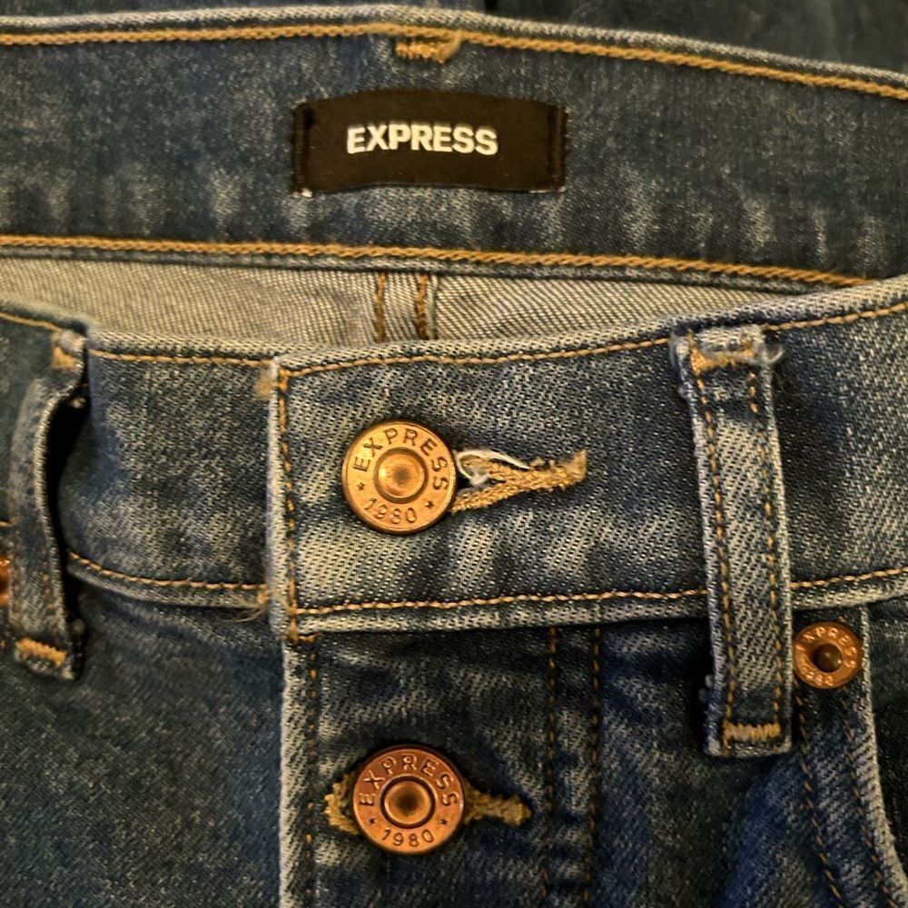Express Mom Wedgie Jeans Super High Rise Button‎ Fly Medium Wash Size 4 - Picture 6 of 8